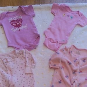 4pc two onsies and two sleepers!